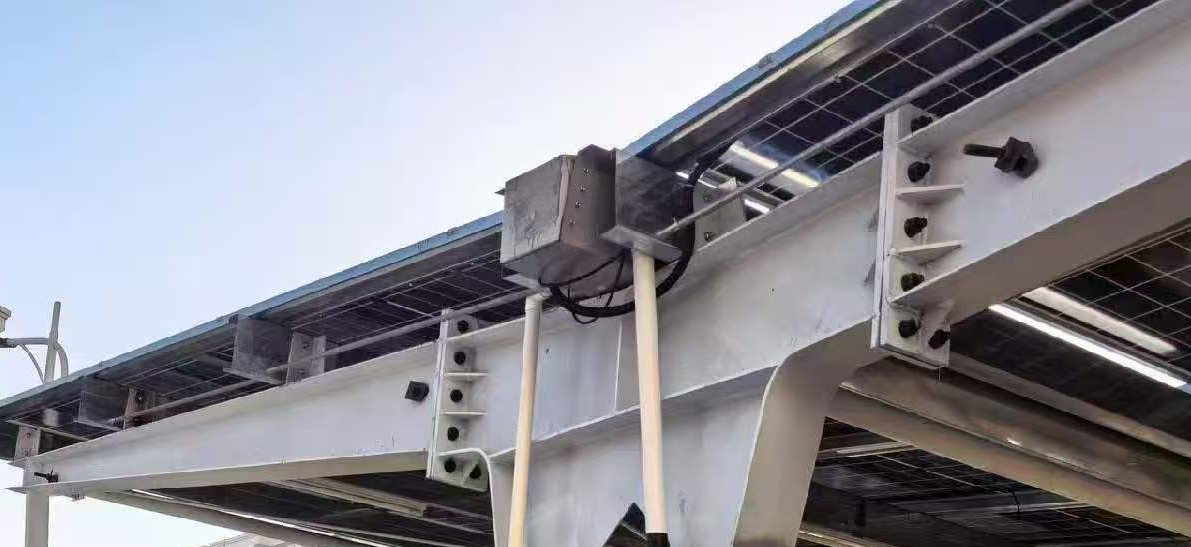 Canopy steelwork and module underside seen from below